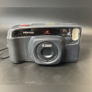 Pentax IQZoom 60 Point & Shoot 35mm Film Camera 35-60mm Photo Retro